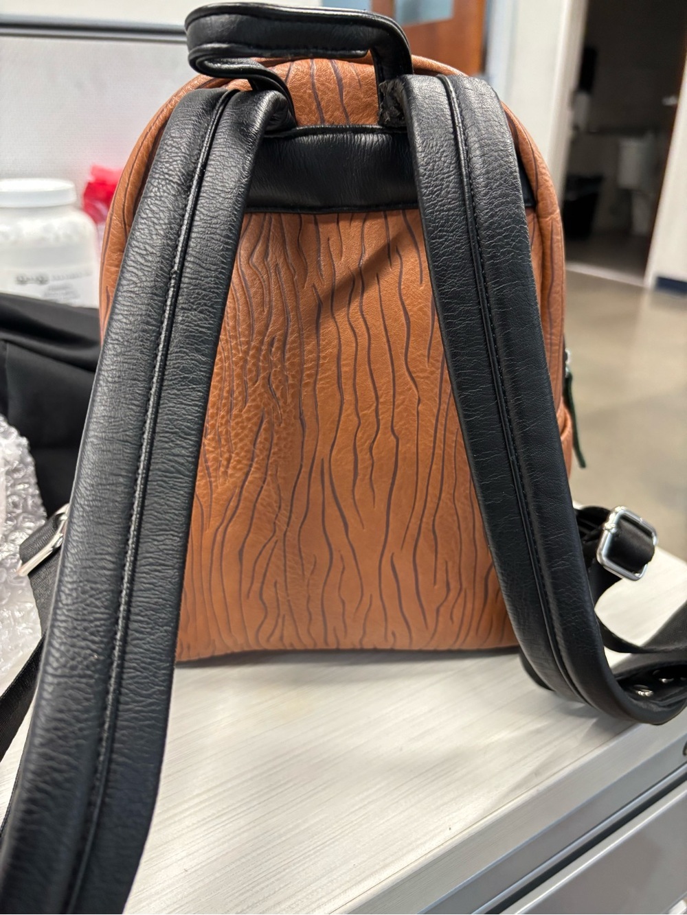 🧼Marvel Guardians Of The Galaxy Tree Stump Groot Mini Backpack Loungefly - Picture 3 of 13